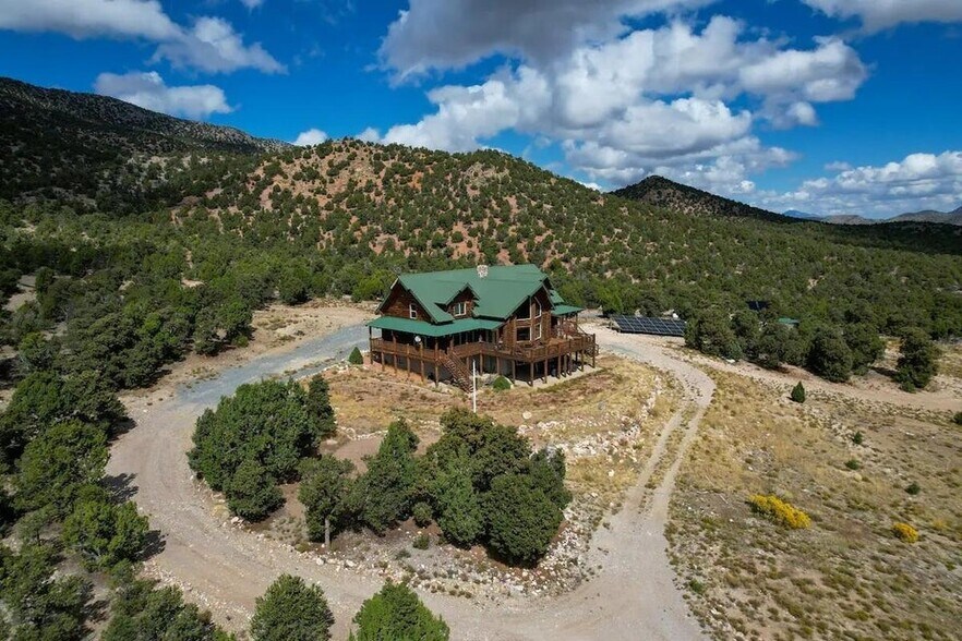 More Photos Of 23886 6450, Cedar City Specialty For Sale