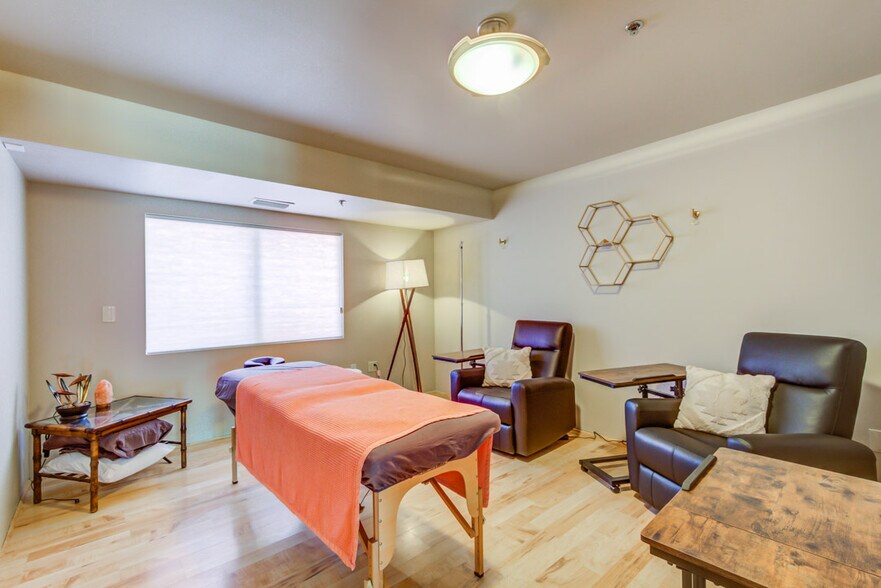 More Photos Of 45 Birch Blvd, Sedona Medical For Lease