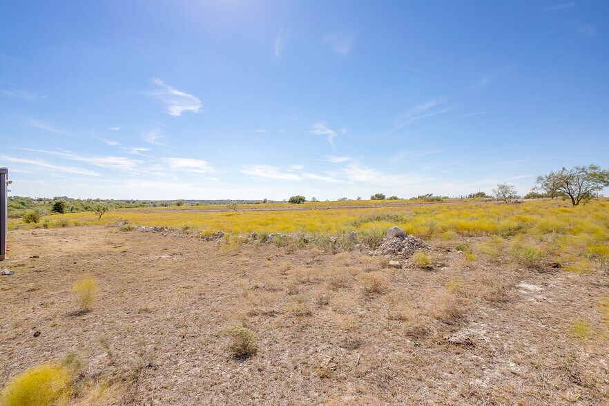 More Photos Of 13300 Cleburne Hwy, Cresson Industrial For Sale
