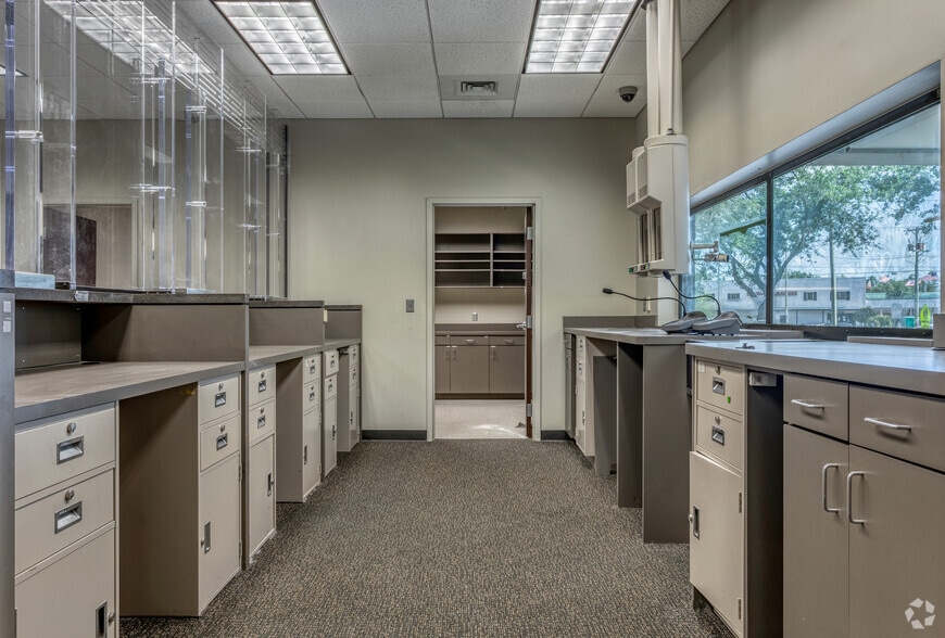 More Photos Of 5252 Ehrlich Rd, Tampa Bank For Sale