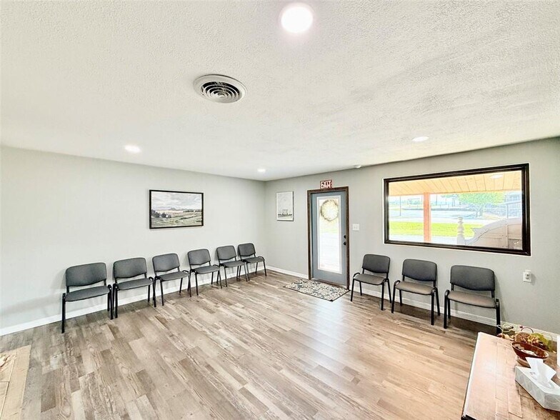 More Photos Of 11442 SR 27, Hector Medical For Sale