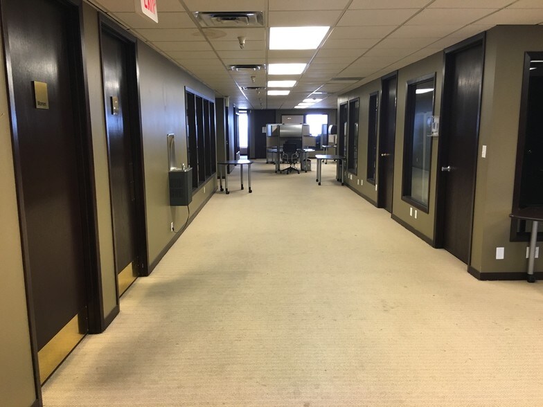 More Photos Of 1333 E 9400 S, Sandy Office For Lease