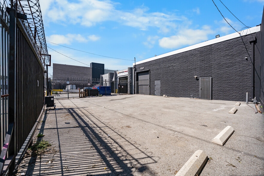 More Photos Of 1507 Essex St, Los Angeles Warehouse For Lease