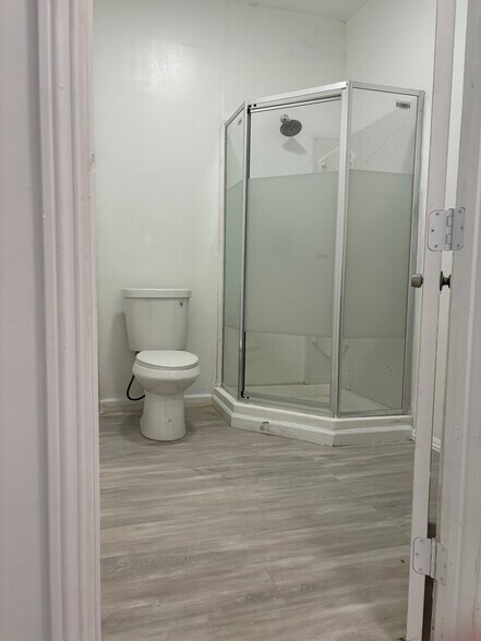 More Photos Of 3020 Porter St, Soquel Warehouse For Lease