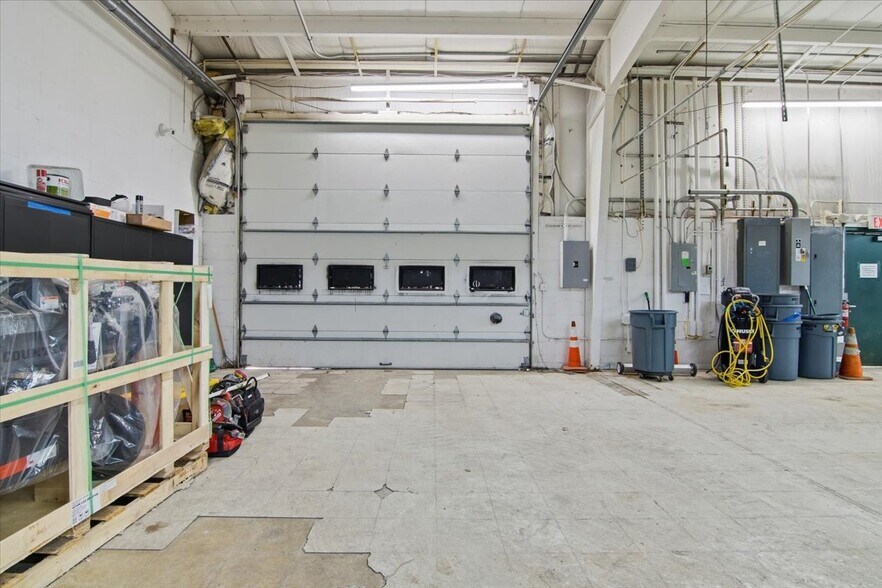 More Photos Of 2 Wilson Dr, Sparta Warehouse For Lease