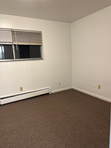 More Photos Of 10311 Cadieux Rd, Detroit Apartments For Sale