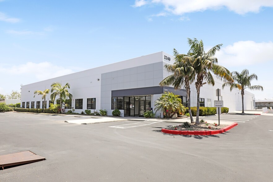 Primary Photo Of 2249 S Yale St, Santa Ana Warehouse For Sale