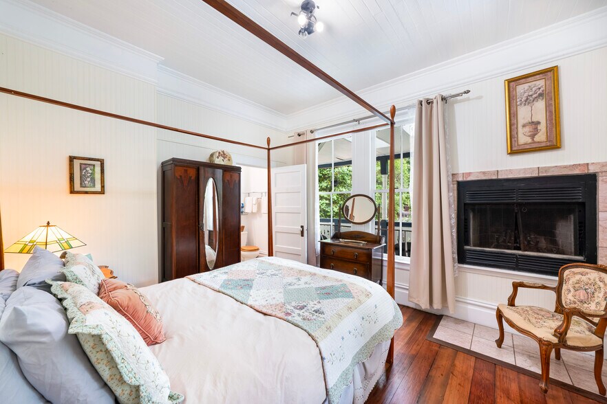 More Photos Of 12130 Highway 116, Guerneville Hospitality For Sale