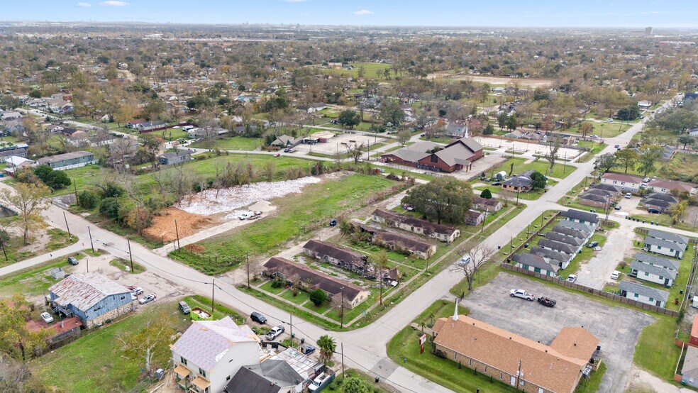 More Photos Of 3121 Brewster St, Houston Land For Sale