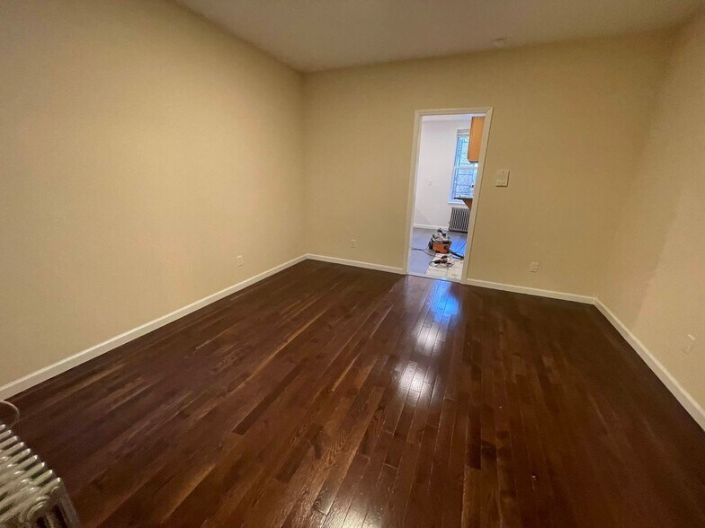 More Photos Of 34-03 42nd St, Long Island City Apartments For Sale