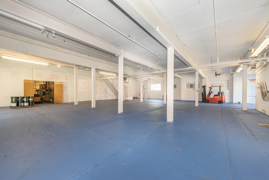 More Photos Of 158 Central Ave, Rochelle Park Industrial For Sale