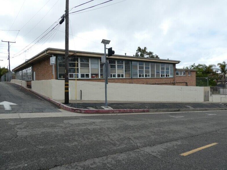 More Photos Of 122-126 N Pacific Coast Hwy, Redondo Beach Schools For Sale