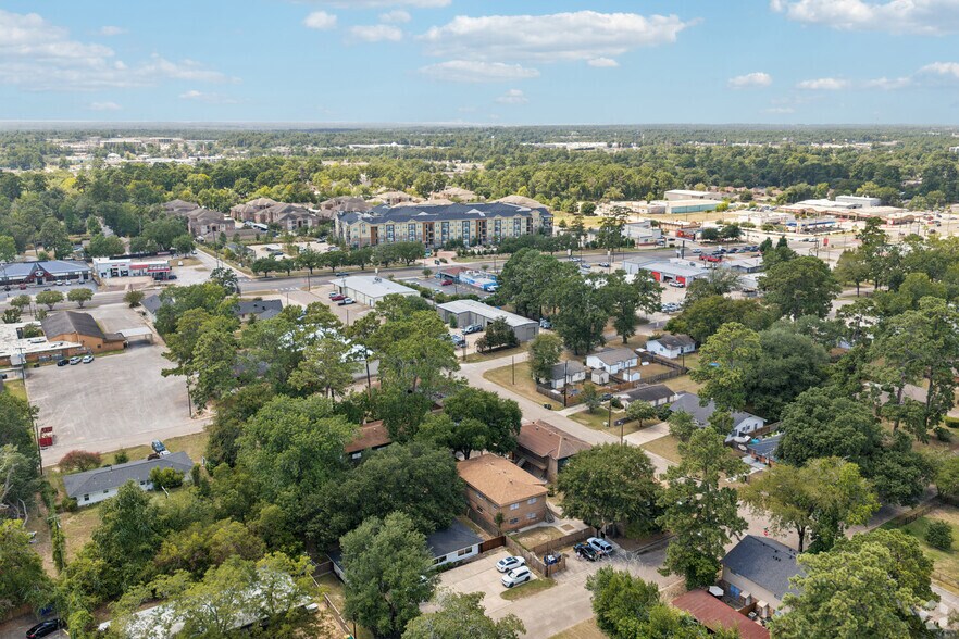 More Photos Of 1510 Odd Fellow St, Conroe Apartments For Sale