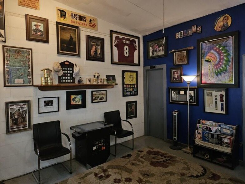 More Photos Of 3536 Morrow St, Jacksonville Auto Repair For Sale