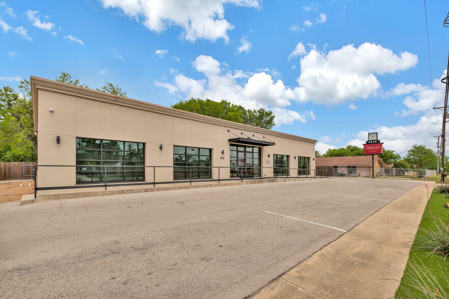 Primary Photo Of 4838 White Settlement Rd, Fort Worth Loft Creative Space For Lease