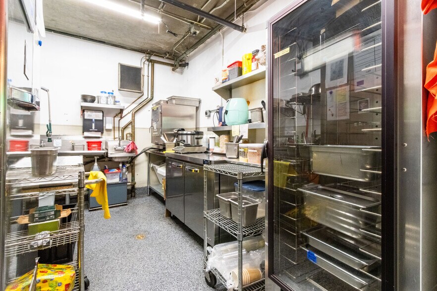 More Photos Of 736 Valencia St, San Francisco Apartments For Sale