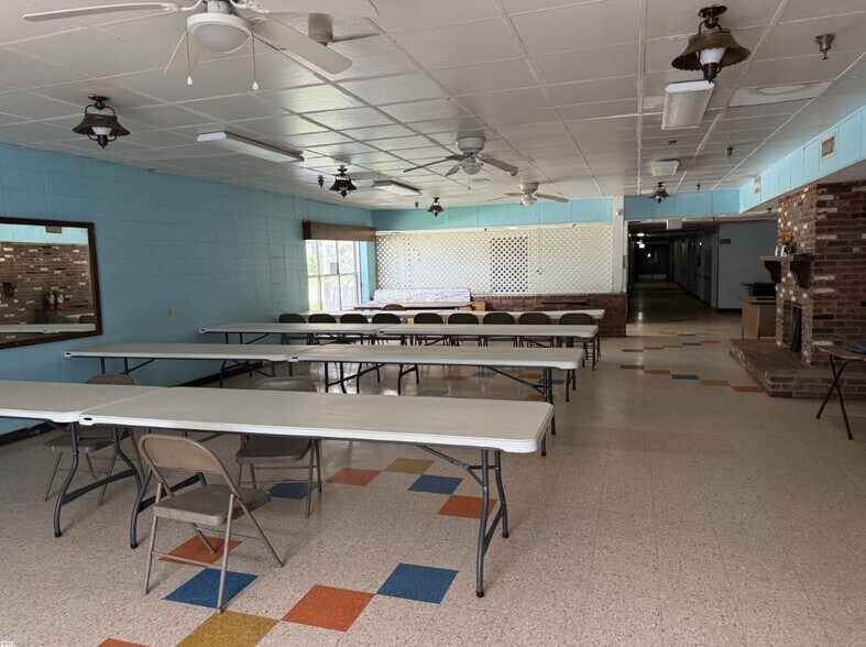 More Photos Of 201 Lee St, Tallulah Apartments For Sale