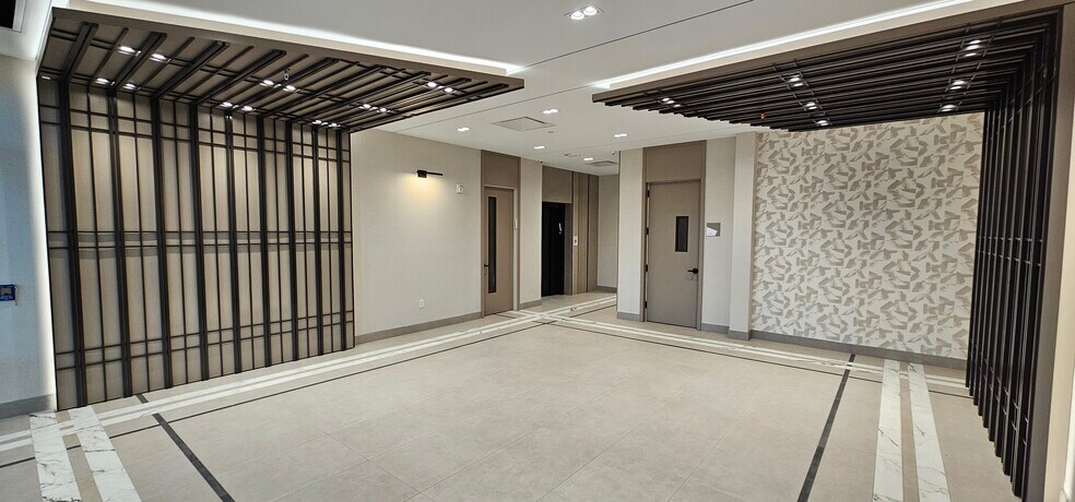 More Photos Of 650 James St, Lakewood Office For Lease