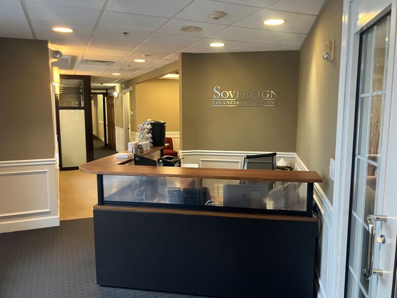 More Photos Of 35 W Broad St, Stamford Apartments For Sale