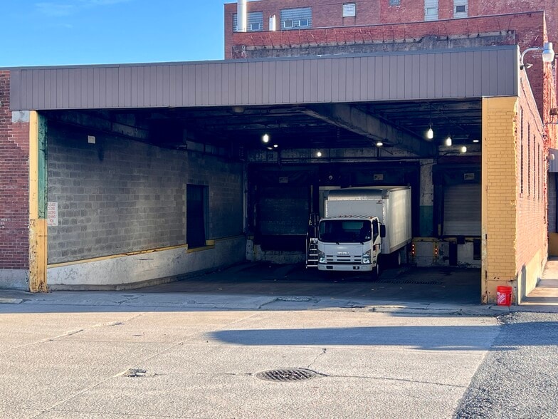 More Photos Of 1700 Island Ave, Pittsburgh Warehouse For Lease