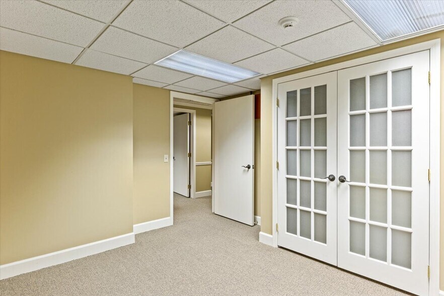 More Photos Of 110 Linden Oaks, Rochester Office Residential For Sale