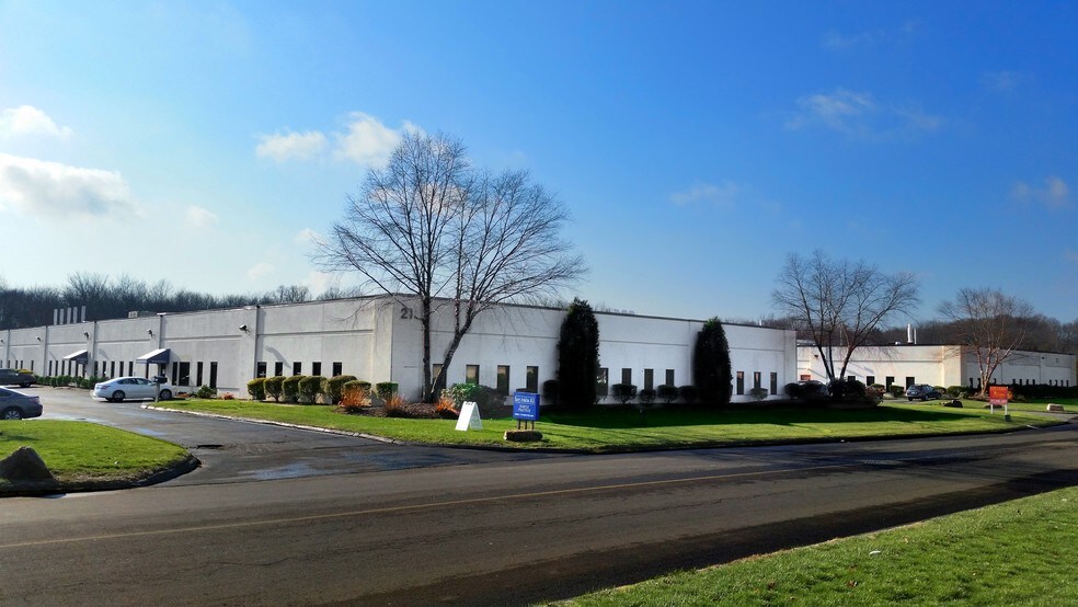 More Photos Of 21 Business Park Dr, Branford Research And Development For Lease