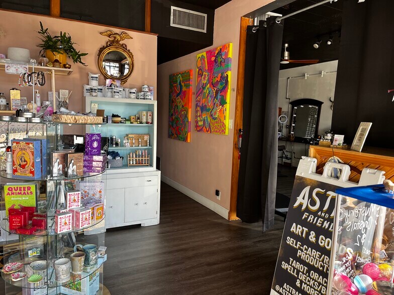 More Photos Of 3023 Central Ave, Saint Petersburg Storefront Retail Office For Sale