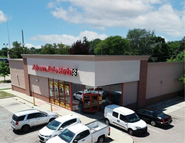 More Photos Of 22901 Gratiot Ave, Eastpointe Freestanding For Sale