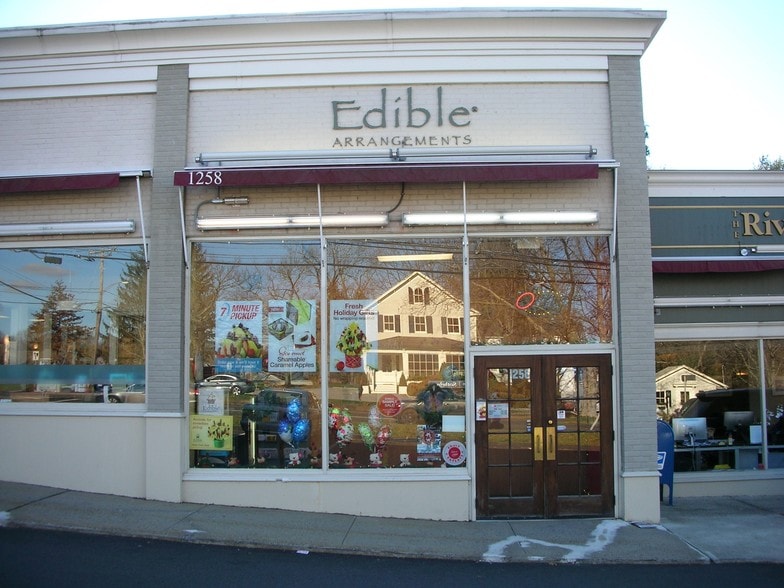 More Photos Of 1240-1260 Post Rd E, Westport Unknown For Lease