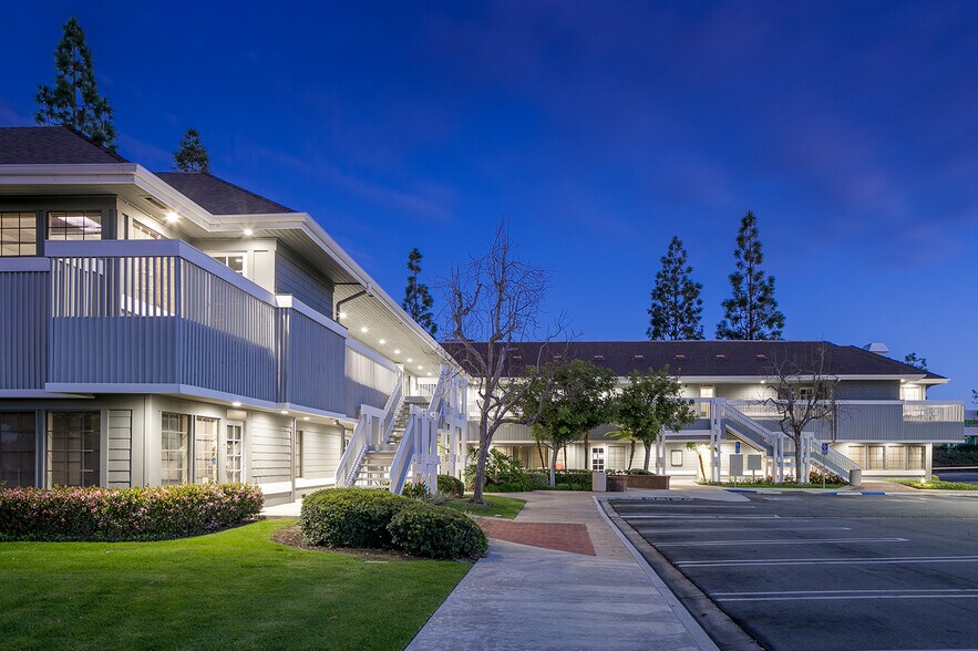 More Photos Of 22471 Aspan St, Lake Forest Office For Sale