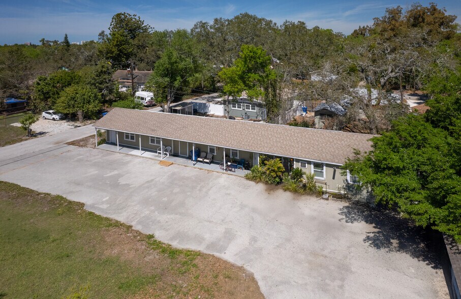 More Photos Of 614 Beverly Ave, Largo Apartments For Sale