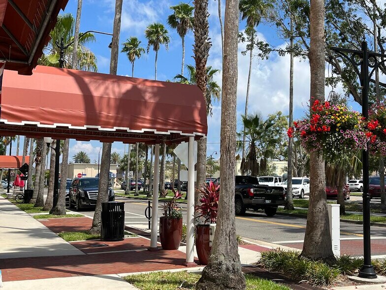 More Photos Of 214-256 Tampa Ave W, Venice Apartments For Sale