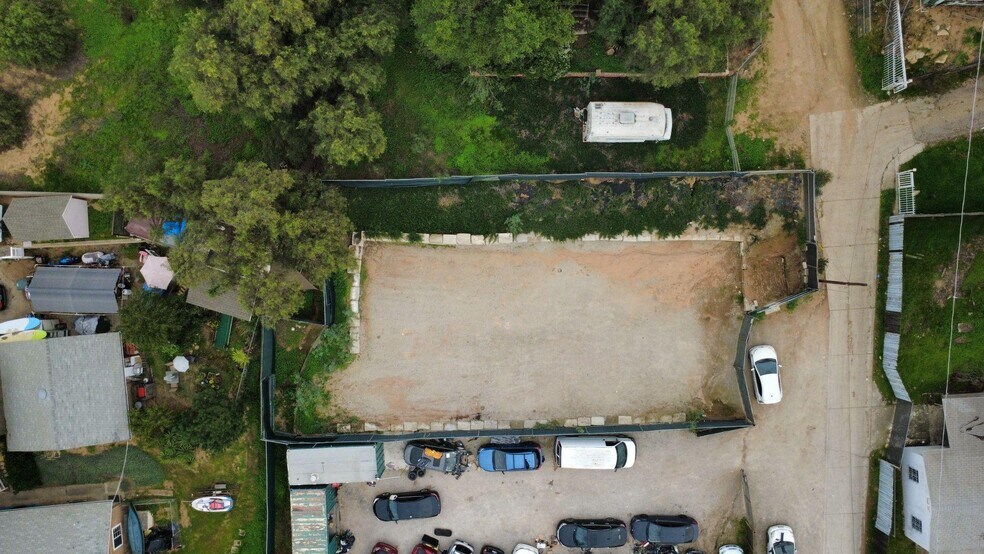 More Photos Of 8755 Winter Gardens Blvd, Lakeside Contractor Storage Yard For Lease