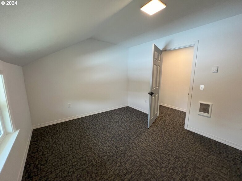 More Photos Of 1839 3rd St, Baker City Religious Facility For Sale