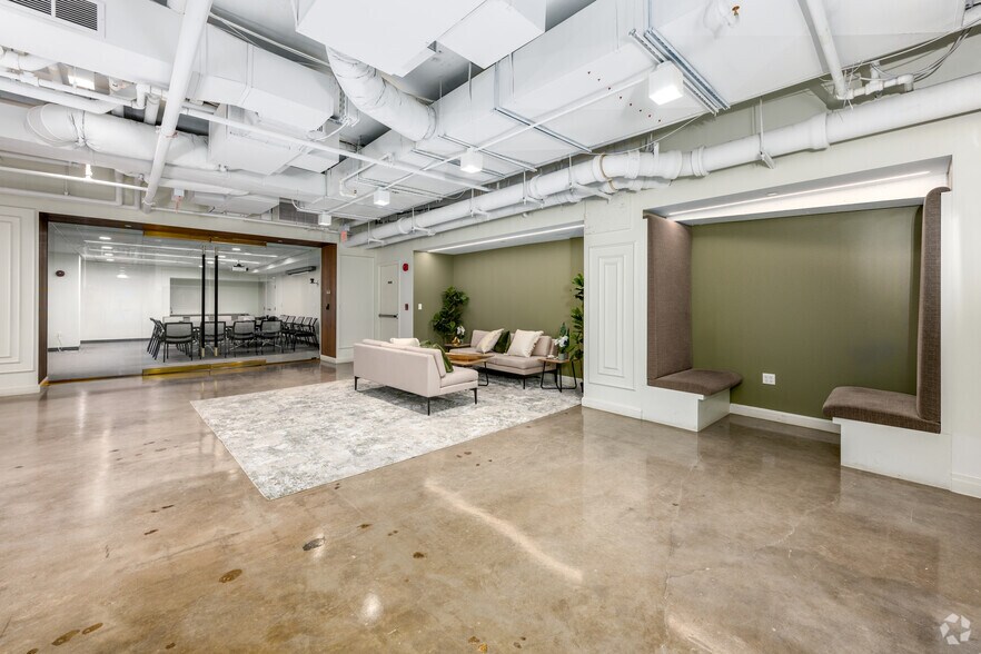 More Photos Of 1156 15th St NW, Washington Office For Lease