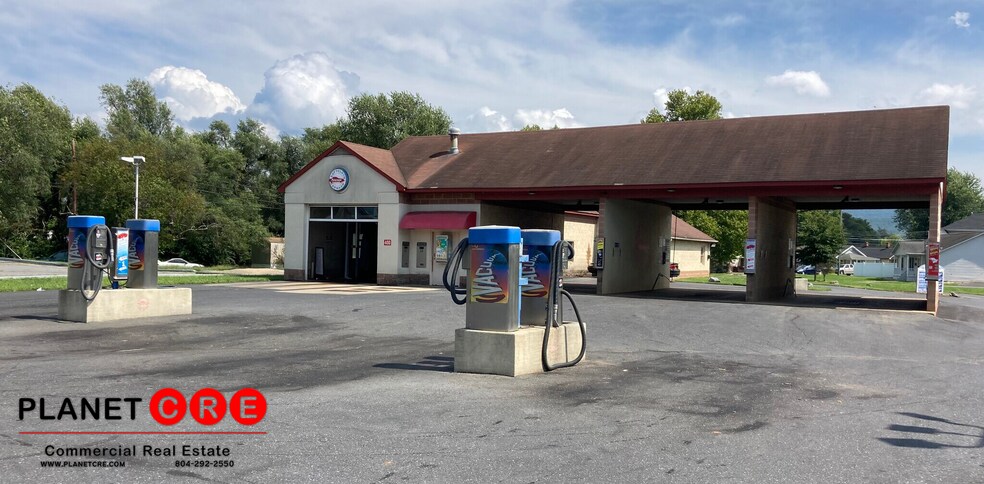 Primary Photo Of 400 N Poplar Ave, Waynesboro Carwash For Sale
