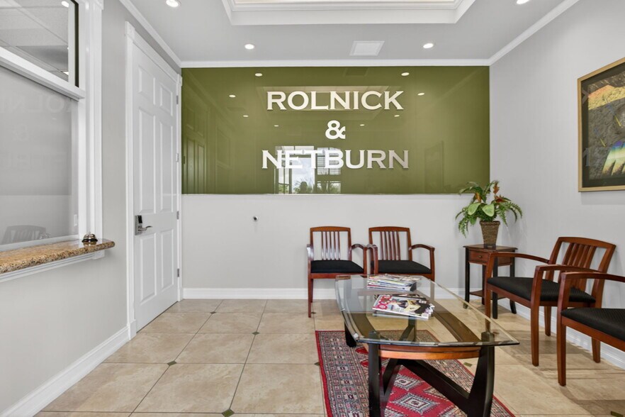 More Photos Of 5521 N University Dr, Coral Springs Office For Sale