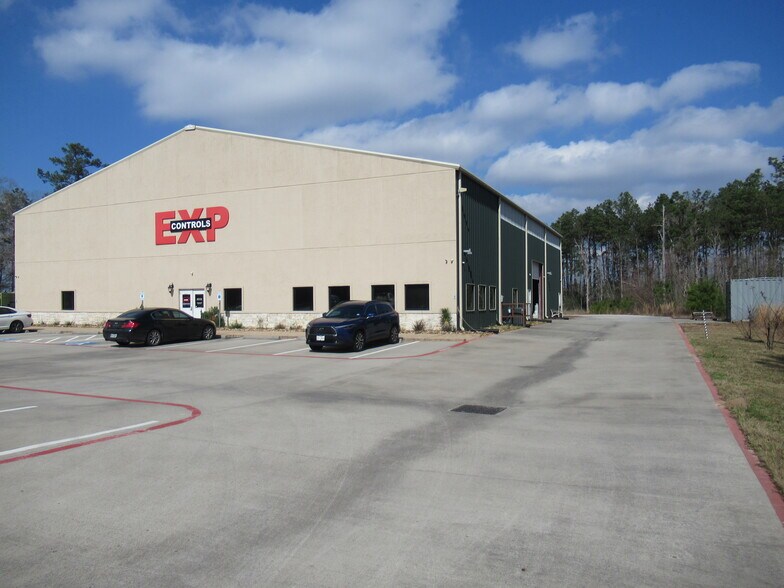 Primary Photo Of 21061 Gene Campbell Blvd, New Caney Warehouse For Lease