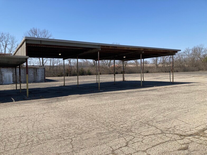 More Photos Of 3901 Lefferson Rd, Middletown Warehouse For Lease