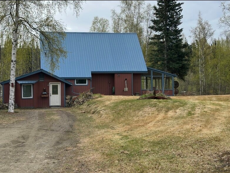Primary Photo Of 2000 Steese Hwy, Fairbanks General Retail For Sale