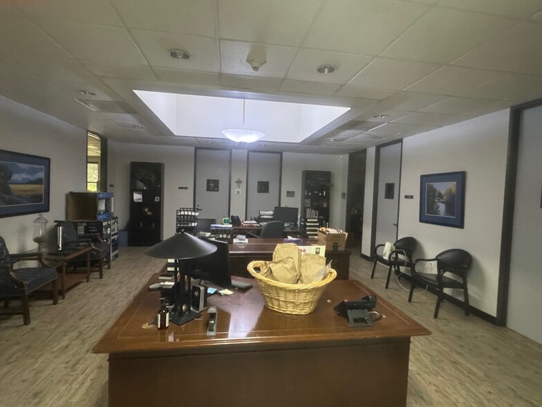 More Photos Of 3710 Highway 6 S, Houston Schools For Sale