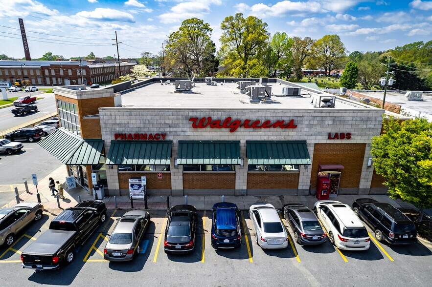 More Photos Of 207 N Fayetteville St, Asheboro Drugstore For Sale