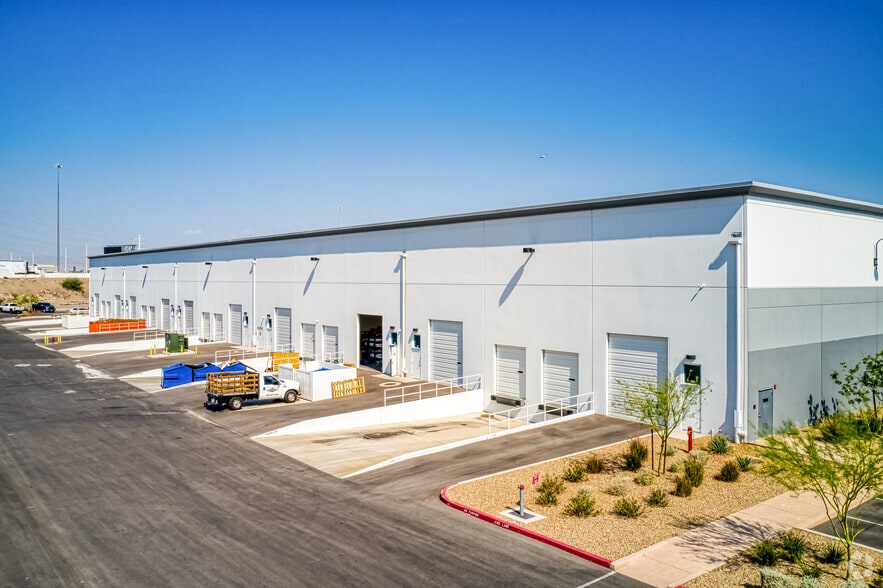 More Photos Of 7355 Commercial Way, Henderson Warehouse For Lease