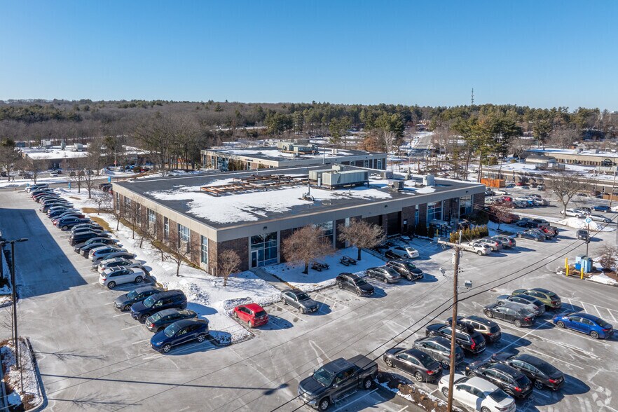 More Photos Of 42-44 Third Ave, Burlington Research And Development For Lease