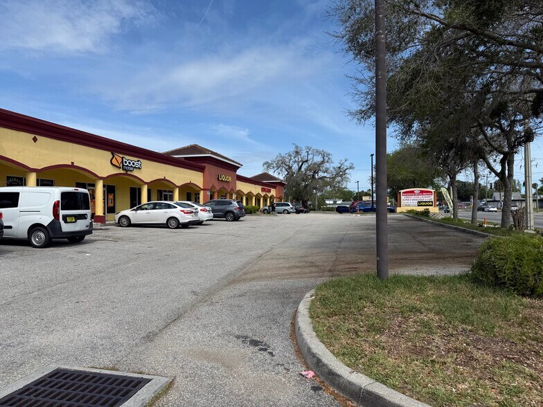 More Photos Of 1310 S Ridgewood Ave, Daytona Beach Unknown For Lease