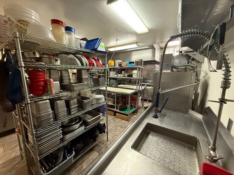 More Photos Of 109 E Corpening Ave, La Mesa Restaurant For Sale