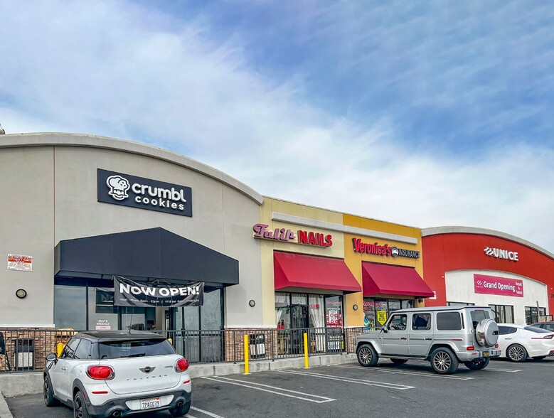 Primary Photo Of 3111 W Century Blvd, Inglewood Storefront For Lease