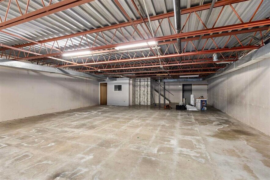 More Photos Of 145 Northern Av E, Sault Ste. Marie Office For Lease