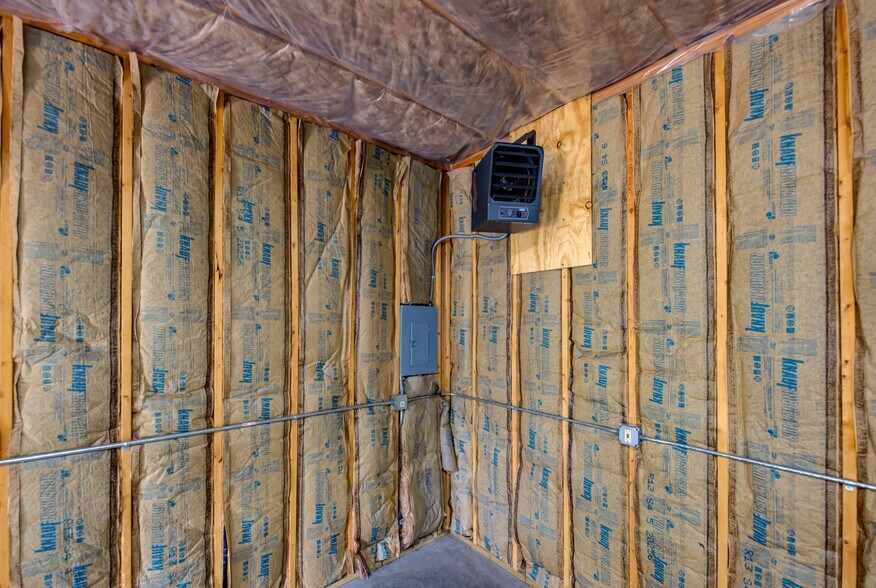 More Photos Of 229 Idaho St, Oshkosh Industrial For Sale