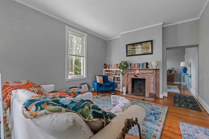 More Photos Of 711 Gladstone Ave, Baltimore Apartments For Sale